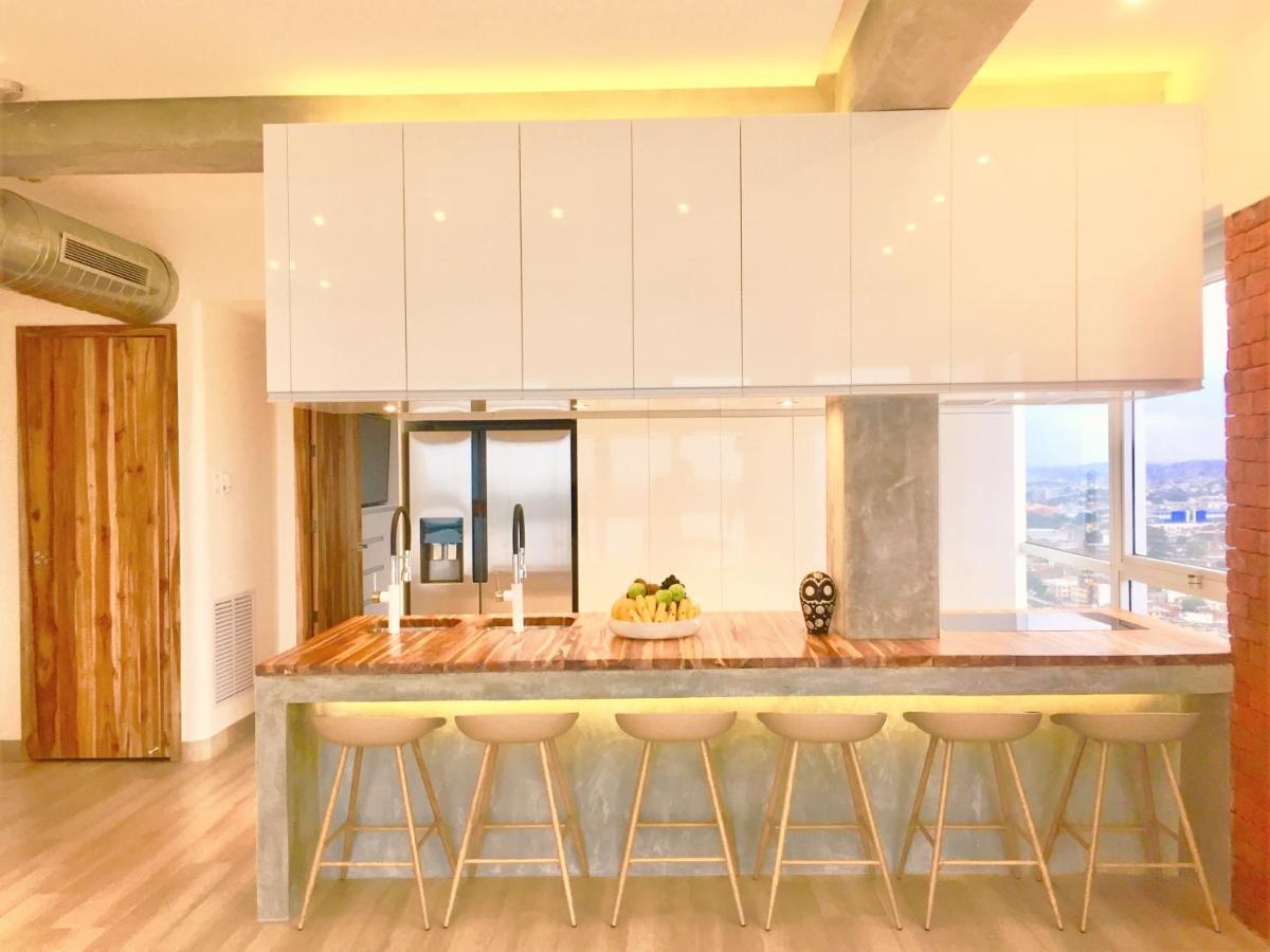 Luxury Apartment Heart Of Гуаякиль Экстерьер фото